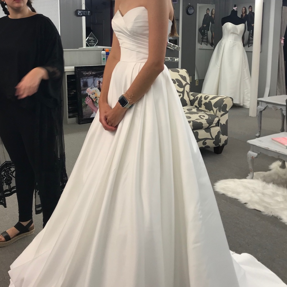 Sophia & Camilla Wedding Dress - make an offer!